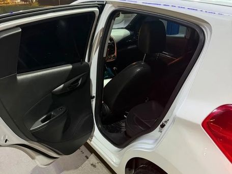 Chevrolet Spark, 2016 — сүрөт 8