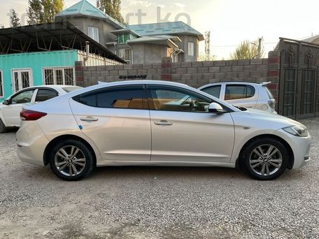 Hyundai Elantra, 2018 — photo 5