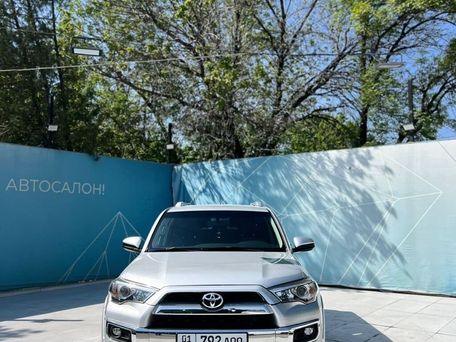 Toyota 4Runner, 2018 — сүрөт 1