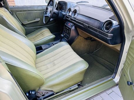 Mercedes-Benz E-Class, 1981 — photo 8