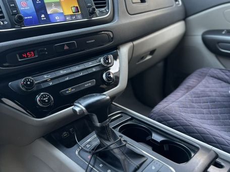 Kia Carnival, 2017 — фото 7