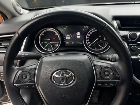 Toyota Camry, 2020 — 照片 8
