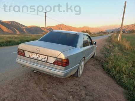 Mercedes-Benz W124, 1989 — сүрөт 4