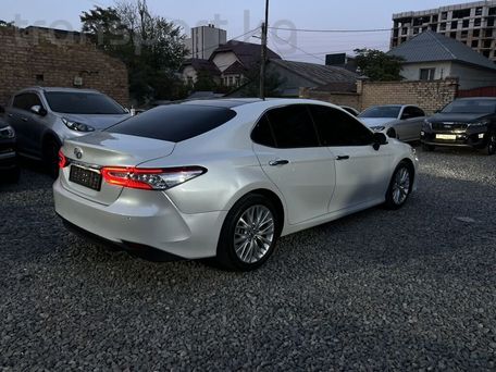 Toyota Camry, 2019 — 照片 4