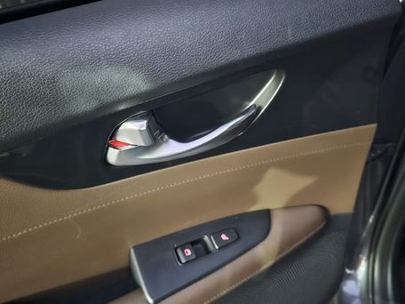 Kia K3, 2020 — photo 9