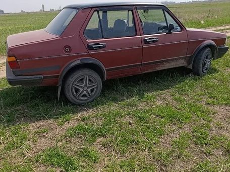 Volkswagen Jetta, 1982 — photo 4