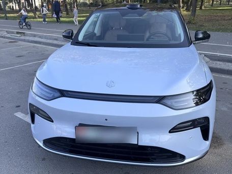 Leapmotor C11, 2025 — photo 1