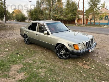 Mercedes-Benz W124, 1993 — 照片 1