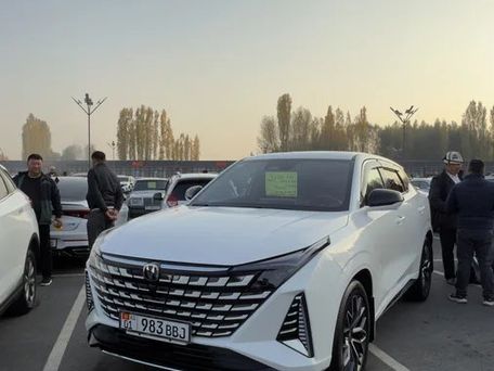 Changan UNI-Z, 2025 — photo 1