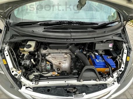 Toyota Estima, 2002 — photo 9