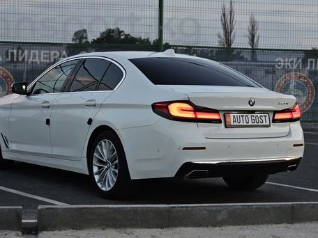 BMW 5 серии, 2020 — 照片 3
