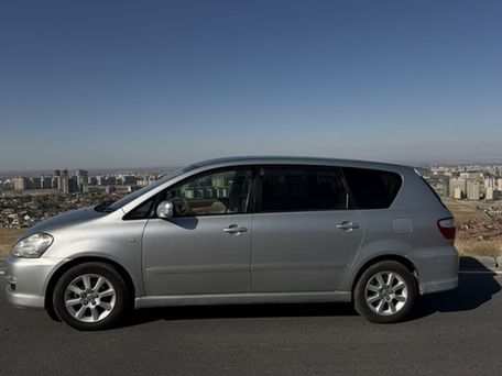 Toyota Ipsum, 2004 — сүрөт 1