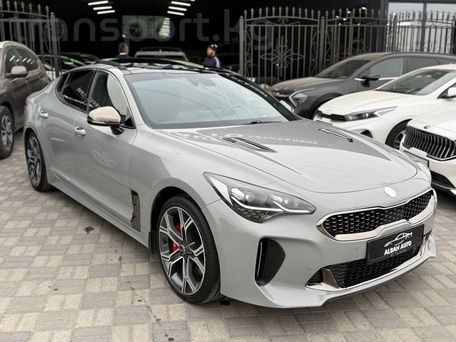 Kia Stinger, 2018 — 照片 1