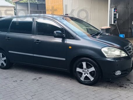 Toyota Ipsum, 2003