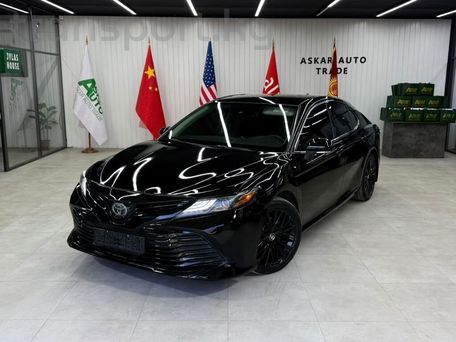 Toyota Camry, 2019 — photo 1