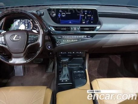 Lexus ES, 2019 — photo 10