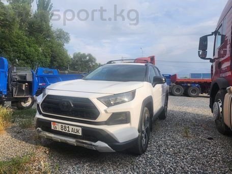Toyota RAV4, 2018 — 照片 2