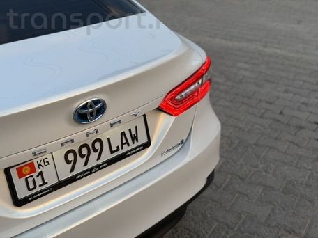 Toyota Camry, 2018 — 照片 5