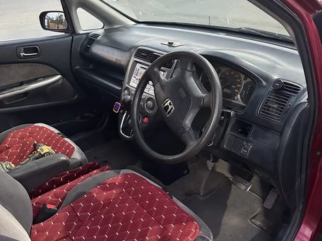 Honda Stream, 2001 — фото 3