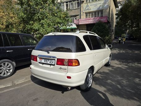 Toyota Ipsum, 2000 — photo 4