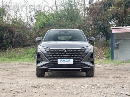 Changan UNI-Z, 2026 — photo 2