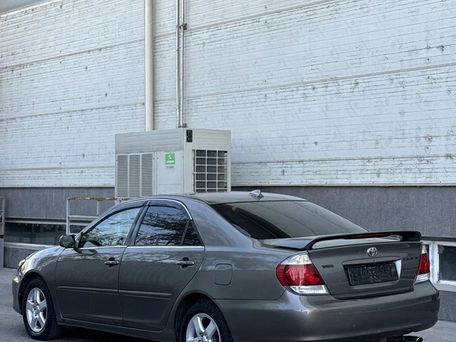Toyota Camry, 2005 — photo 2