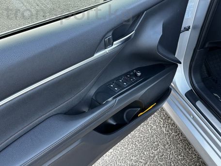 Toyota Camry, 2017 — сүрөт 13