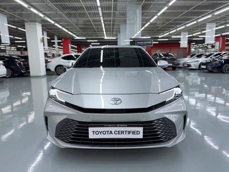 Toyota Camry, 2025 — фото 1