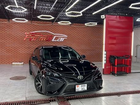 Toyota Camry, 2021 — фото 1