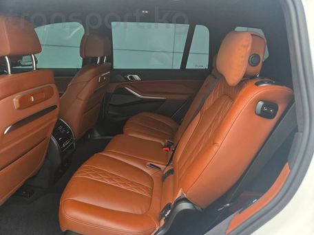 BMW X7, 2025 — 照片 8