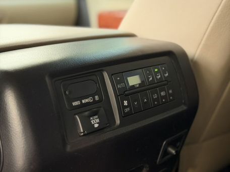 Toyota Sequoia, 2020 — 照片 17