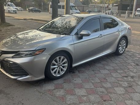 Toyota Camry, 2019 — 照片 4