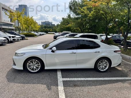 Toyota Camry, 2019
