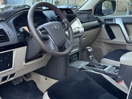 Toyota Land Cruiser Prado, 2018 — фото 12