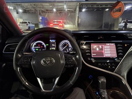 Toyota Camry, 2018 — фото 4