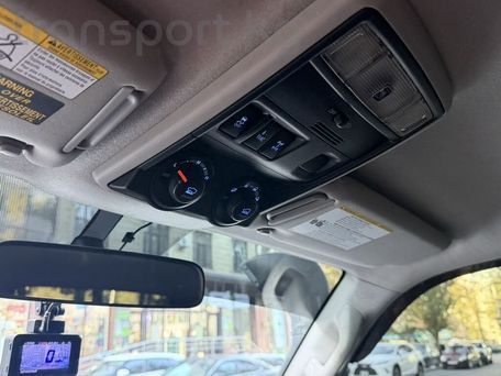 Toyota 4Runner, 2018 — сүрөт 8