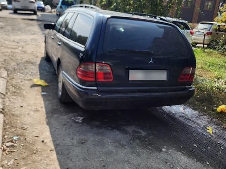 Mercedes-Benz E-Класс, 1998 — 照片 3