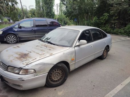 Mazda 626, 1993 — 照片 1