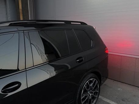 BMW X7, 2023 — photo 2