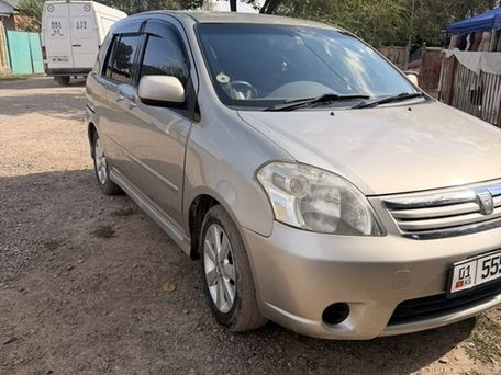 Toyota Raum, 2003 — фото 1