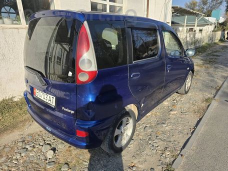 Toyota FunCargo, 2000 — photo 5