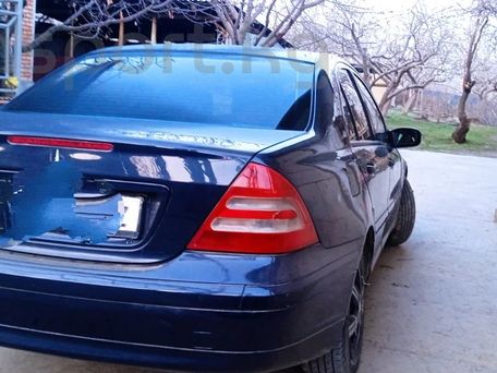 Mercedes-Benz C-Класс, 2001 — 照片 2