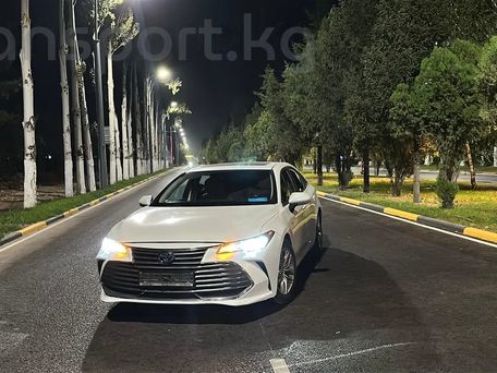 Toyota Avalon, 2021 — фото 1