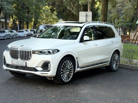 BMW X7, 2021