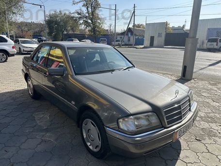 Mercedes-Benz C-Class, 1995 — photo 9