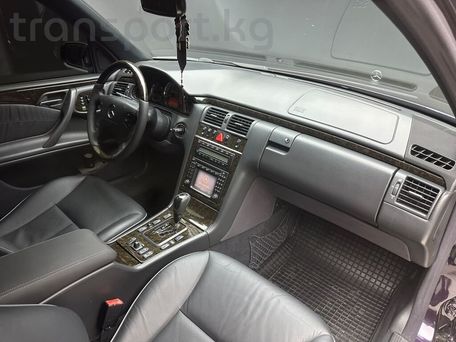 Mercedes-Benz E-Class, 2000 — photo 15