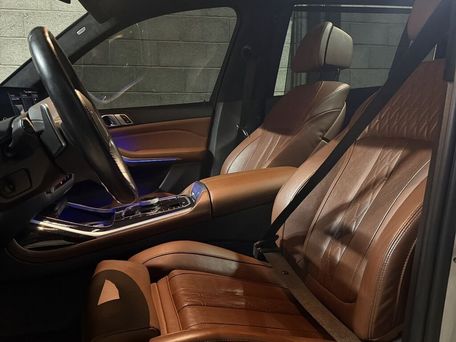 BMW X7, 2022 — 照片 8