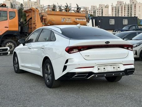 Kia K5, 2020 — photo 8