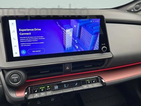 Toyota Prius v (+), 2023 — 照片 5