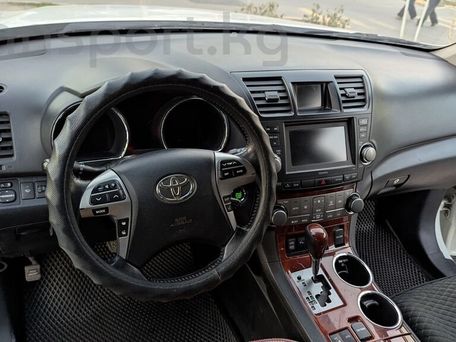 Toyota Highlander, 2013 — photo 10